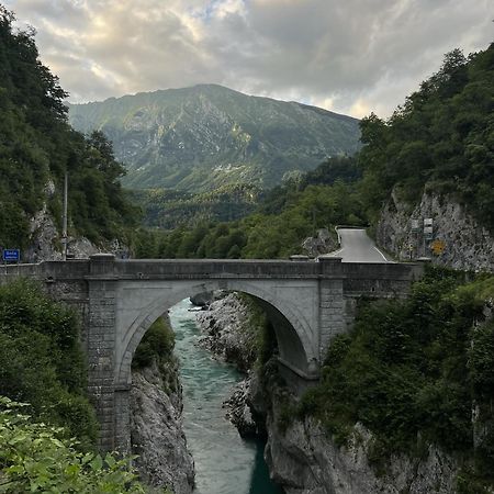 Hisa Krivopeta Apartman Kobarid Kültér fotó